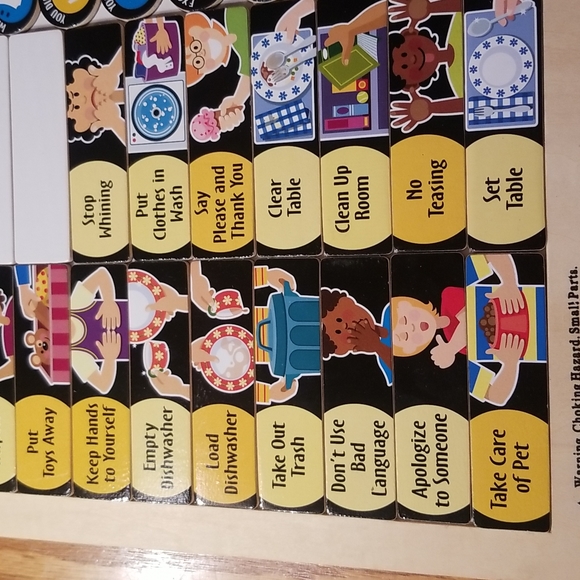 Melissa & Doug Magnetic Responsibility Chart - Picture 9 of 16